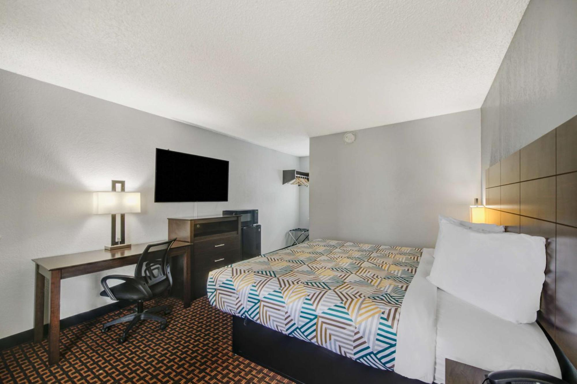 Hotel 6 Chickasha, Ok