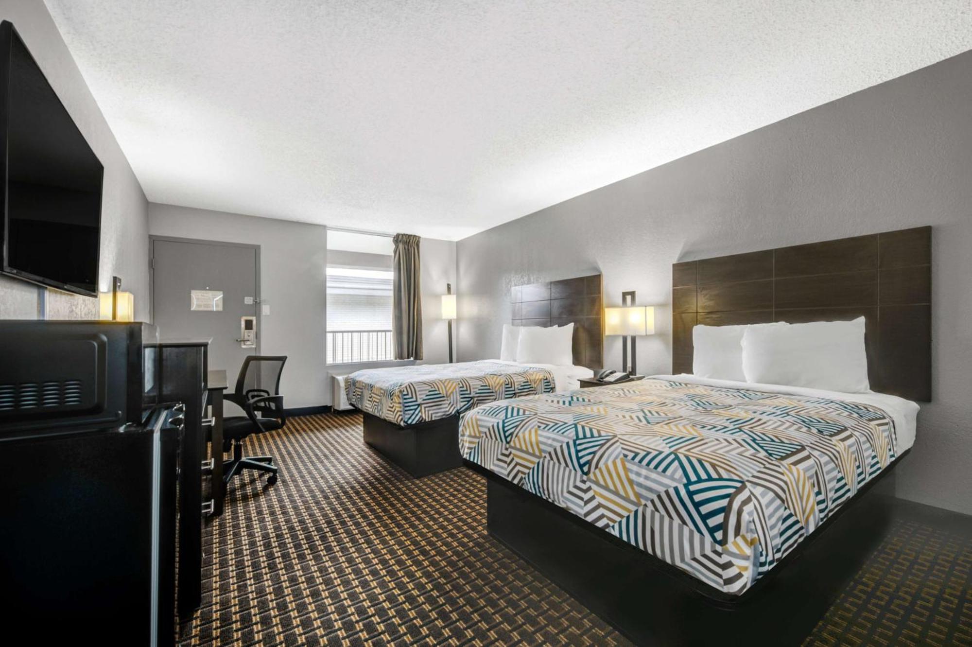 6 Chickasha, Ok 2* Chickasha